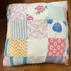 Vintage Patchwork Floral Quilted Throw Pillow